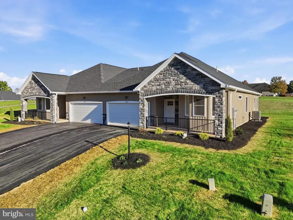 324 Meadow Flower Cir, Bellefonte, PA 16823 - #1
