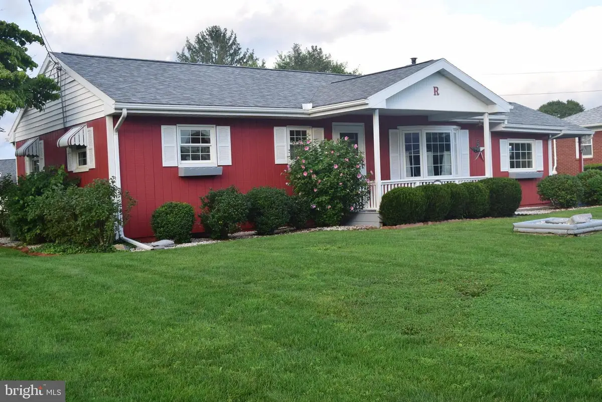 1131 Centre St, Bellefonte, PA 16823 - #1