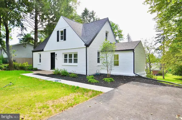 800 Thompson St, LEMONT, PA 16851