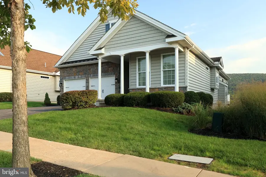 233 Beacon Cir, Boalsburg, PA 16827 - #2