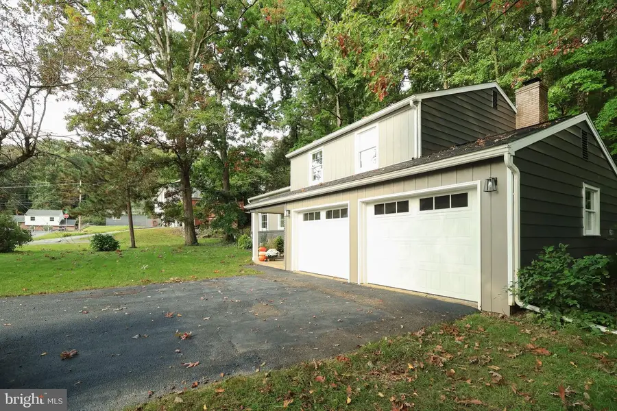 645 W Hillside Ave, State College, PA 16803 - #3