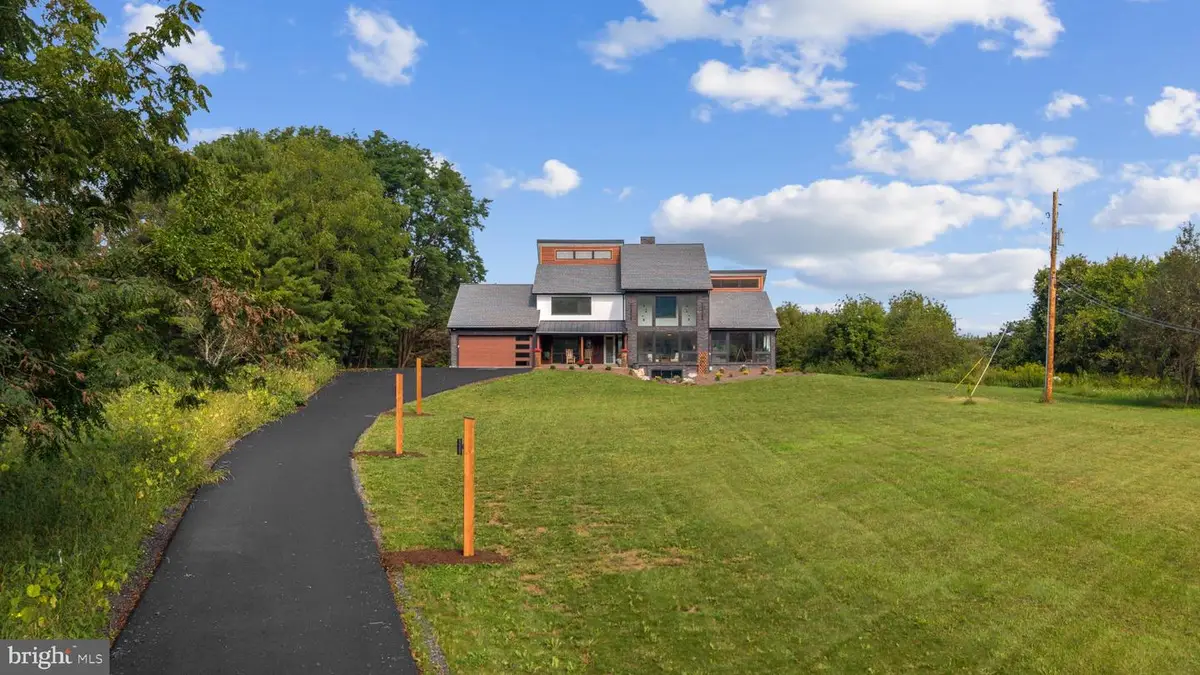 118 Walters Haven Ln, Spring Mills, PA 16875 - #1