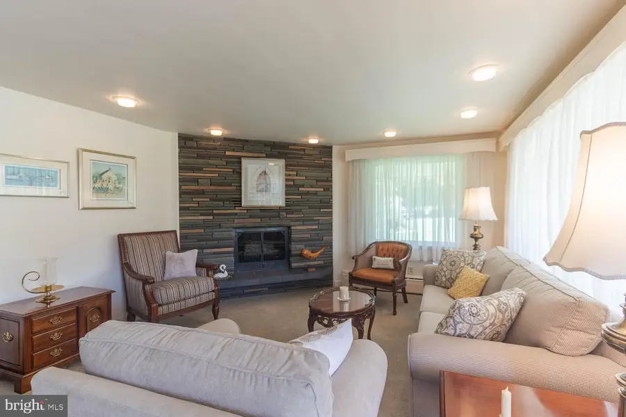 267 Kathy St, Philipsburg, PA 16866 - #3