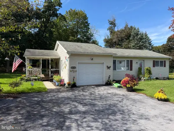 254 S Harrison Rd, PLEASANT GAP, PA 16823