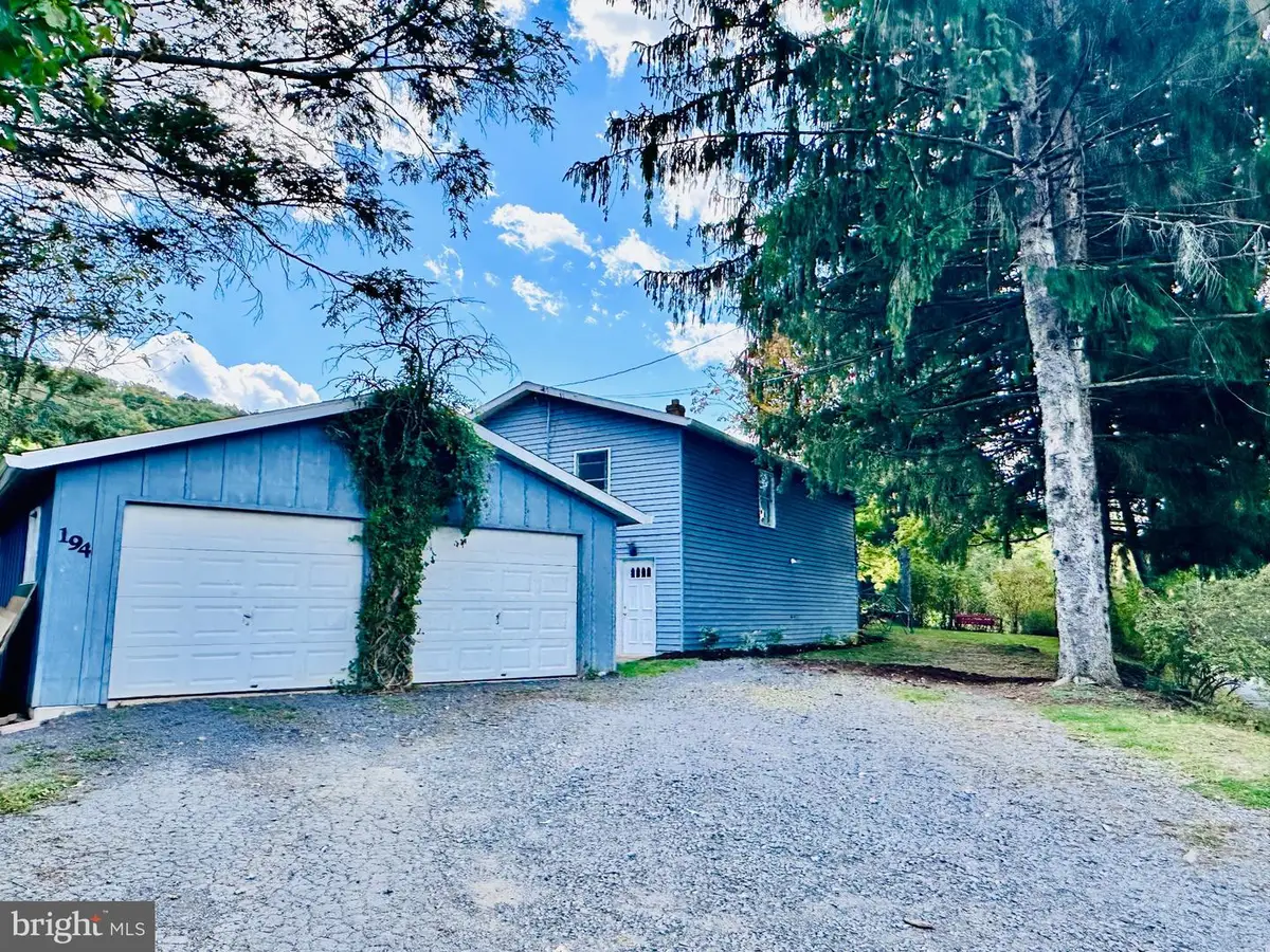 194 Shawver Ln, Pine Grove Mills, PA 16868 - #1