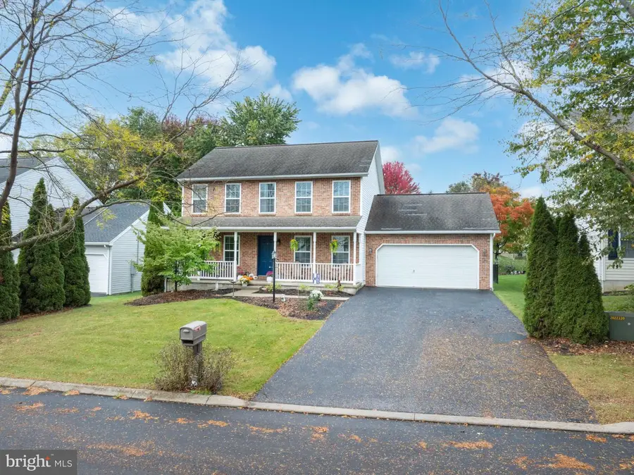 2305 Falconpointe Dr, State College, PA 16801 - #2