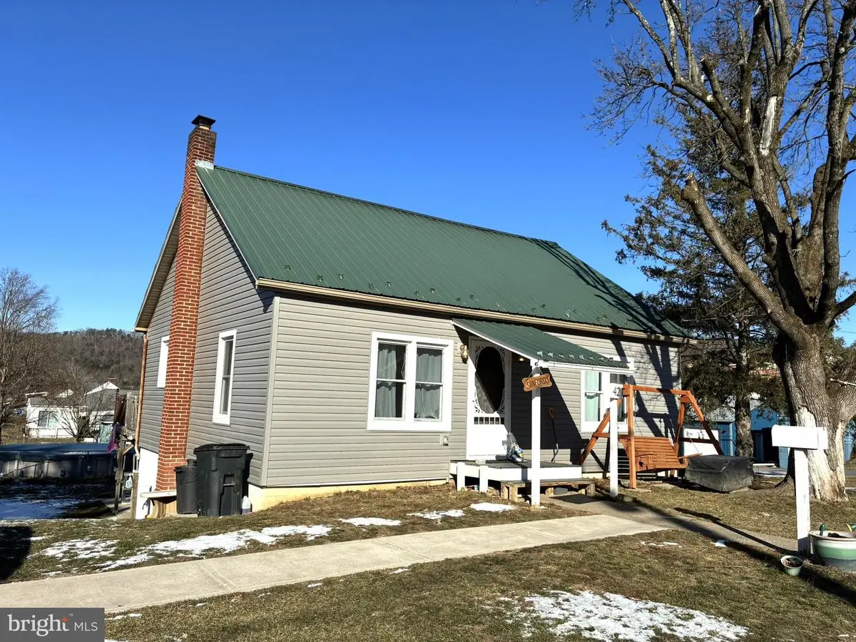 421 James St, Lock Haven, PA 17745 - Image #1