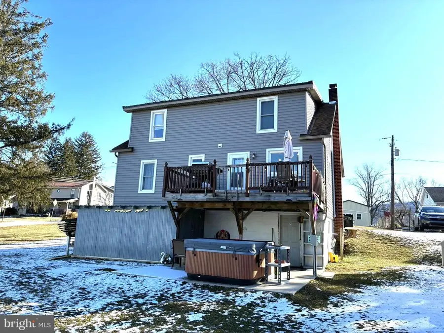 421 James St, Lock Haven, PA 17745 - Image #2