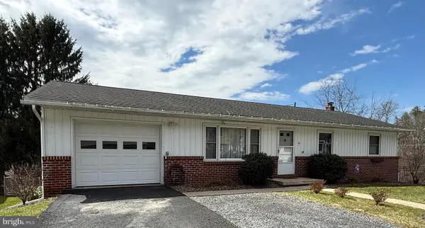 42 Linnet Ln, LOCK HAVEN, PA 17745