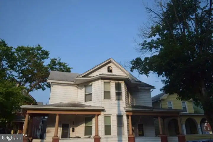 141-143 Third St, Renovo, PA 17764 - #1