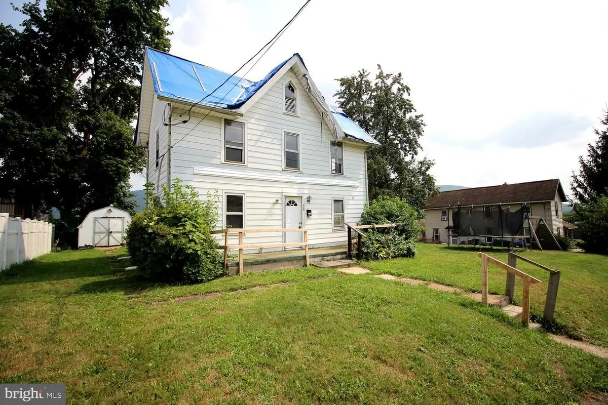 420 Frederick St, Lock Haven, PA 17745 - #1