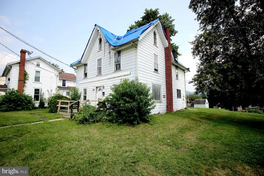 420 Frederick St, Lock Haven, PA 17745 - #2