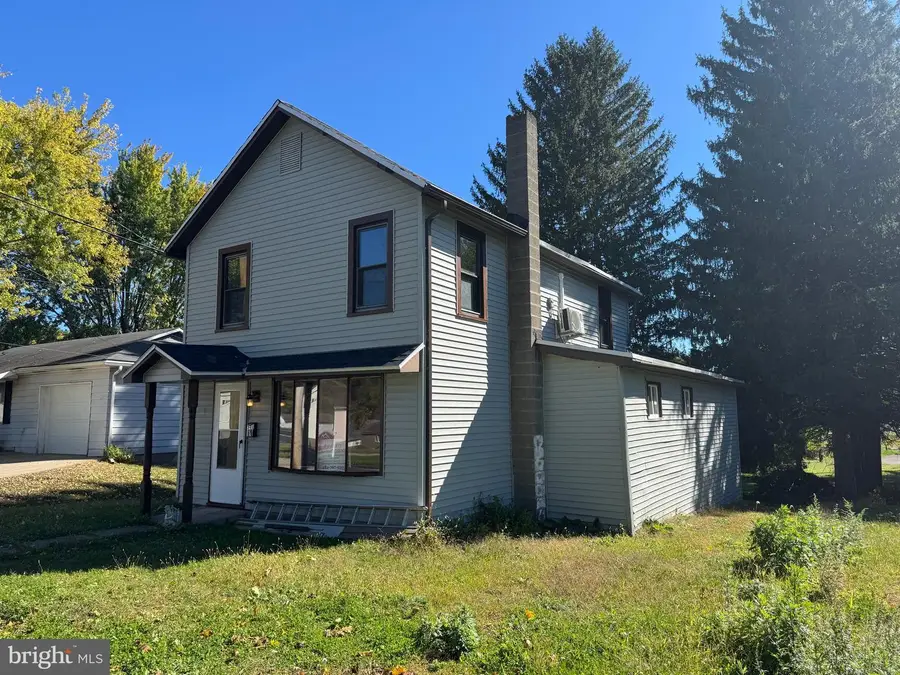 541 Summerhill Ave, Berwick, PA 18603 - Image #2