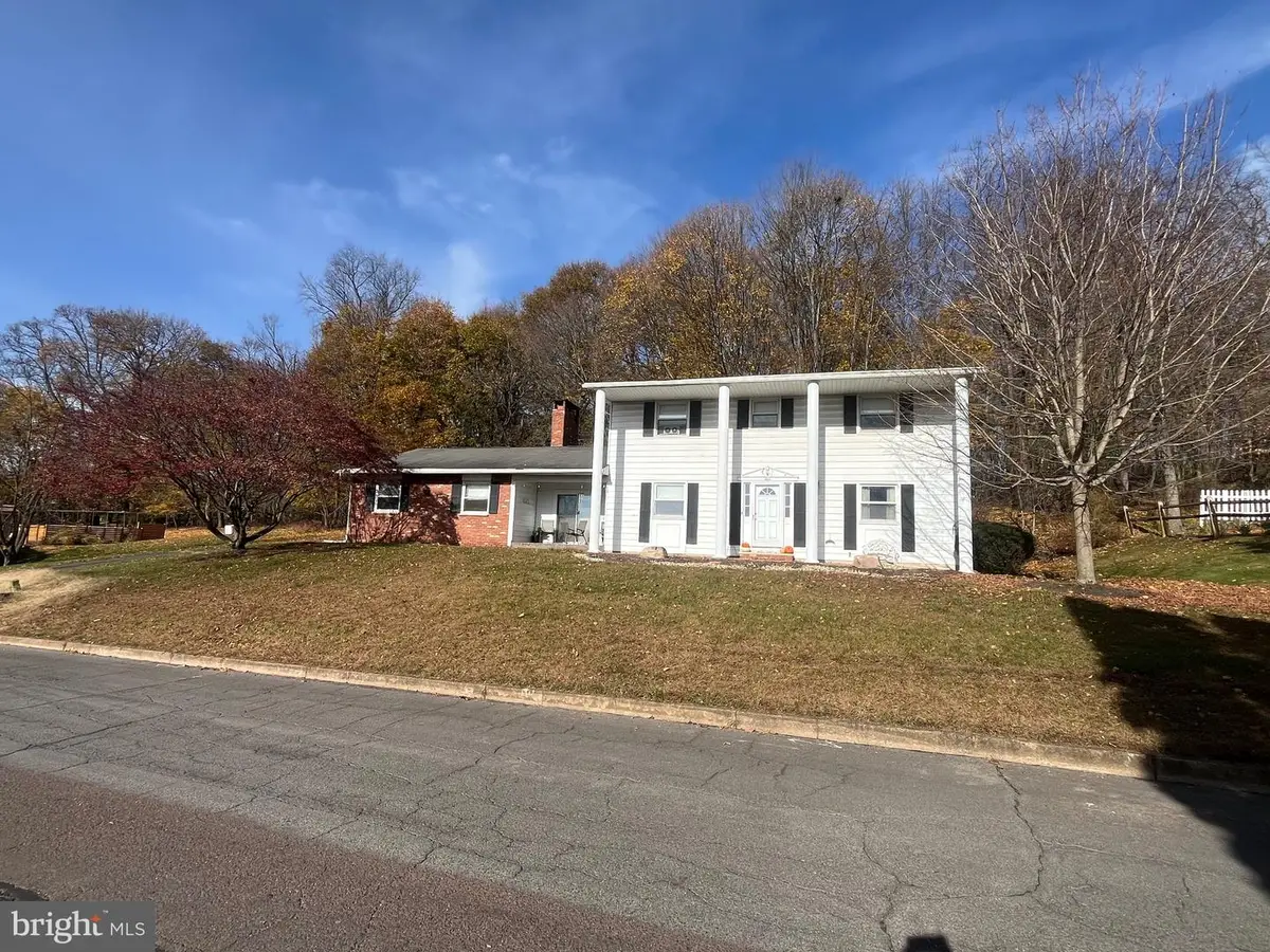 4 Kent Rd, Bloomsburg, PA 17815 - Image #1