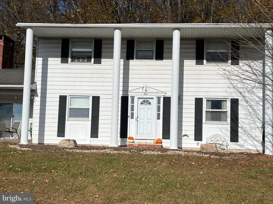 4 Kent Rd, Bloomsburg, PA 17815 - Image #2