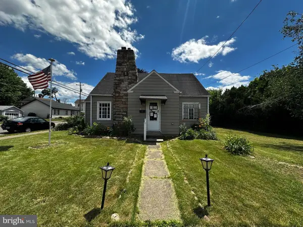 1200 Spring Garden Avenue, BERWICK, PA 18603