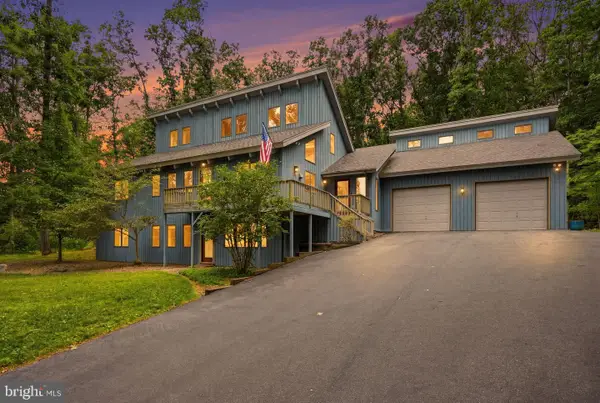 17 Maplewood Rd, BERWICK, PA 18603
