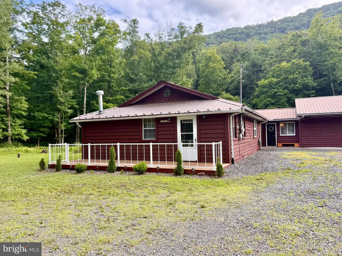 1161 Elk Grove Rd, Benton, PA 17814 - #1