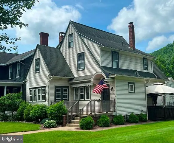 114 W 4th St, Emporium, PA 15834 - Image #1