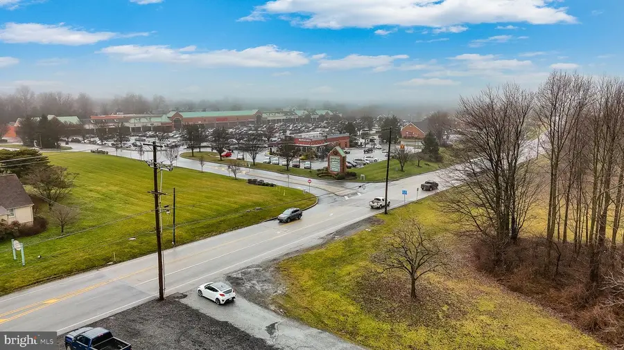 230 N Jennersville Rd, West Grove, PA 19390 - Image #2