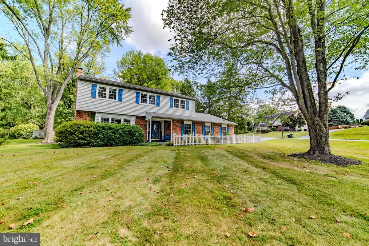 1527 Anne Dr, West Chester, PA 19380 - Image #1