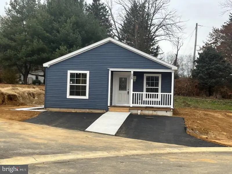 136 Minch Rd, Parkesburg, PA 19365 - #2