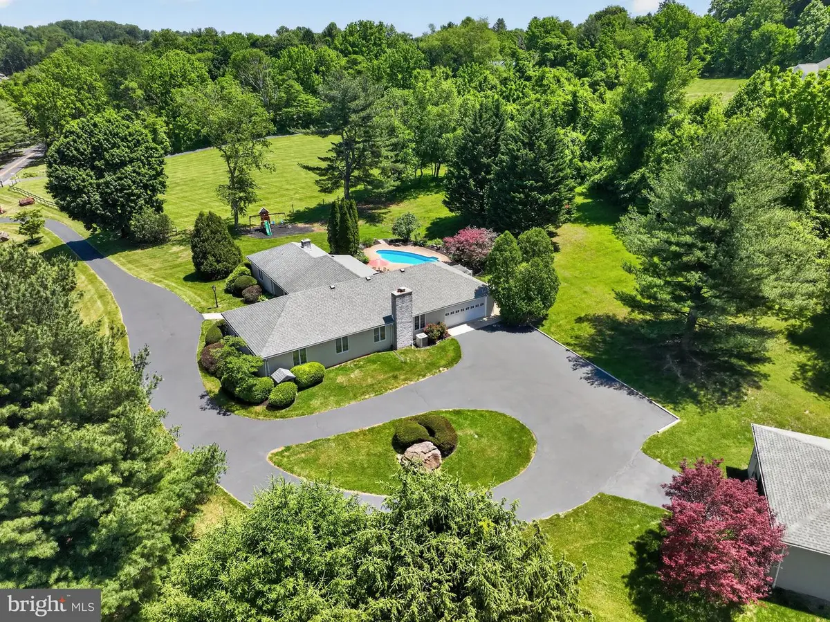 954 Saint Matthews Rd, Chester Springs, PA 19425 - #1