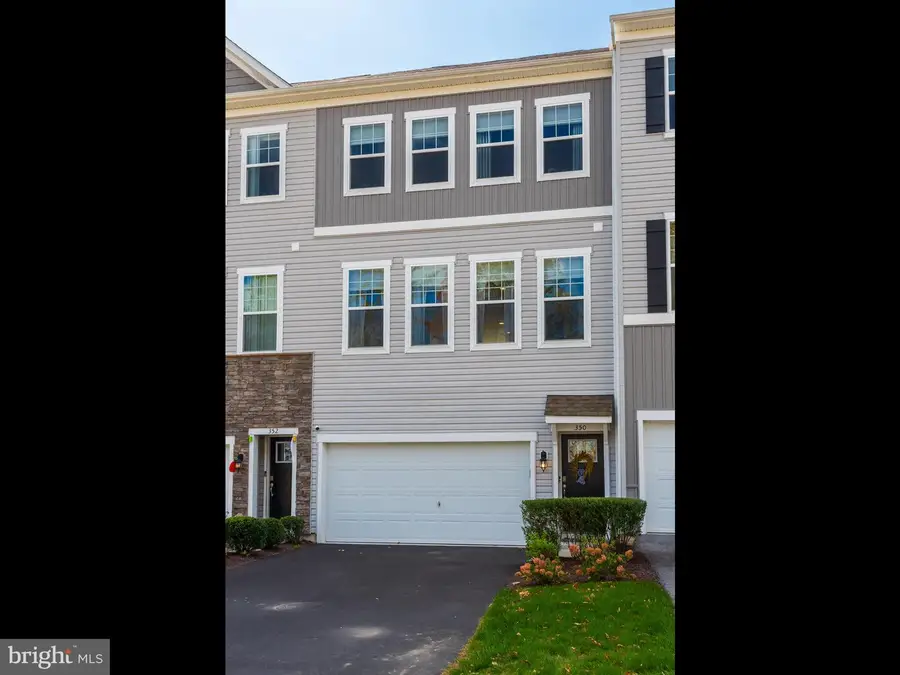 350 Dawson Pl, Downingtown, PA 19335 - Image #2