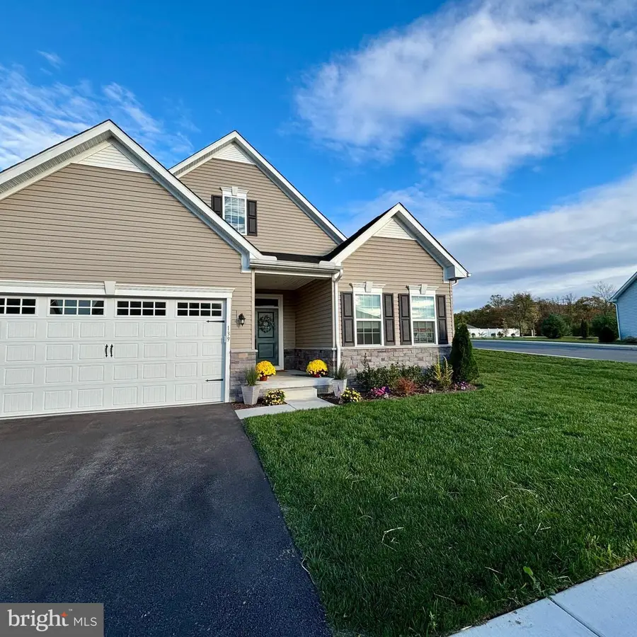 139 Hood Farm Dr, West Grove, PA 19390 - Image #2