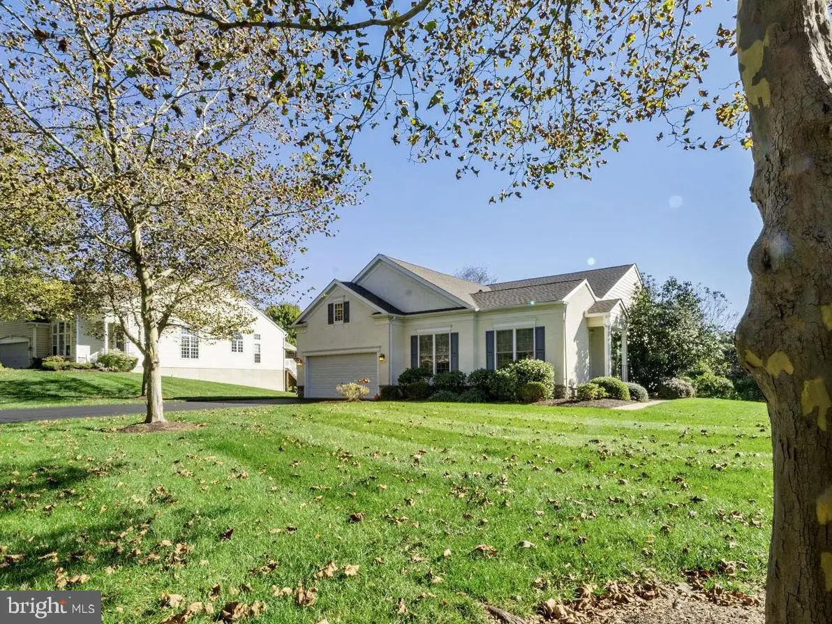 206 Joyce Cir, Avondale, PA 19311 - Image #1