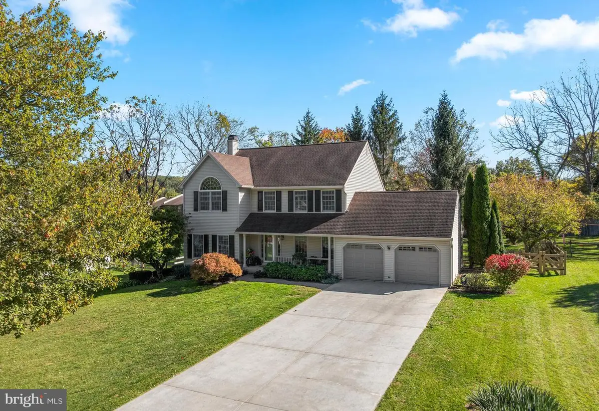 204 Mill Pond Dr, Exton, PA 19341 - Image #1