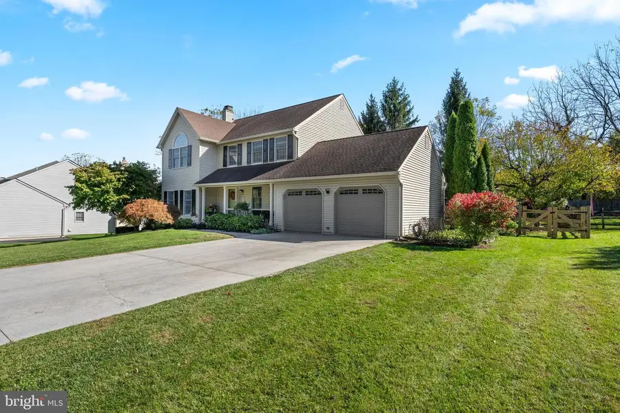 204 Mill Pond Dr, Exton, PA 19341 - Image #2