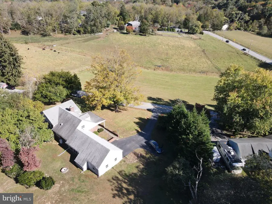 666 E Lafayette Dr, West Chester, PA 19382 - Image #2