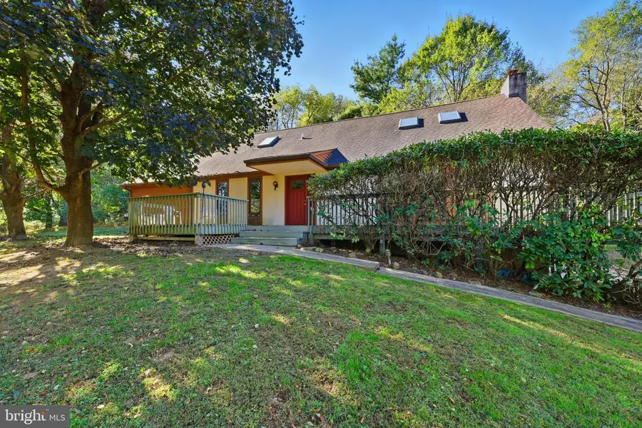 2 Carriage Ln, Chester Springs, PA 19425 - Image #2