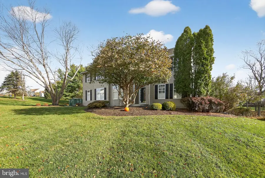 19 Angelica Dr, Avondale, PA 19311 - Image #2