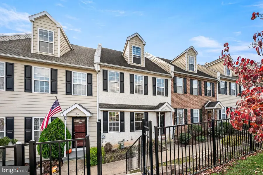 228 E Mulberry St, Kennett Square, PA 19348 - Image #3