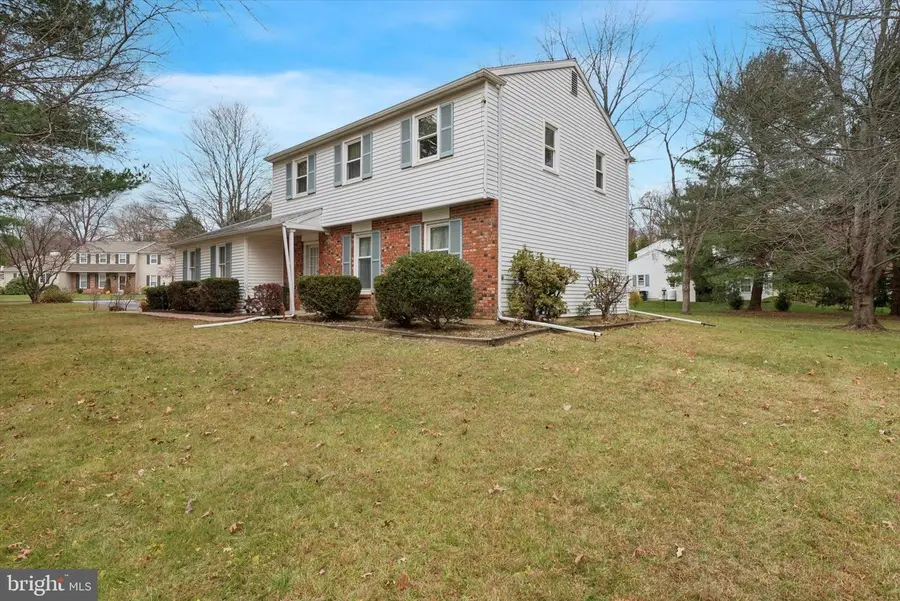 464 E Radnor Ct, Downingtown, PA 19335 - Image #2