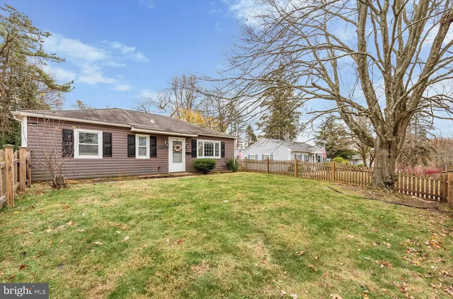 104 Lynbrook Rd, Paoli, PA 19301 - Image #2
