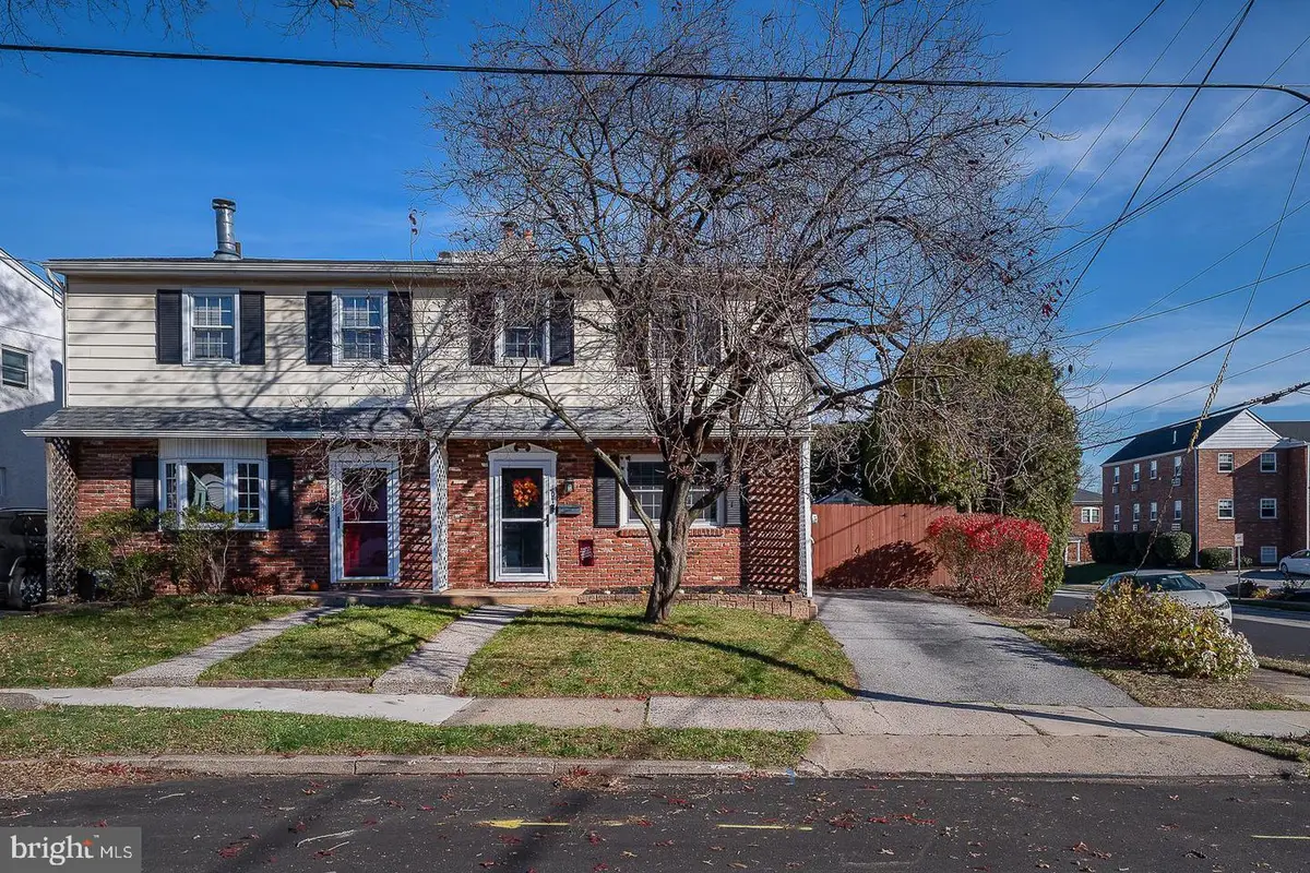 101 Pennsylvania Ave, Phoenixville, PA 19460 - Image #1