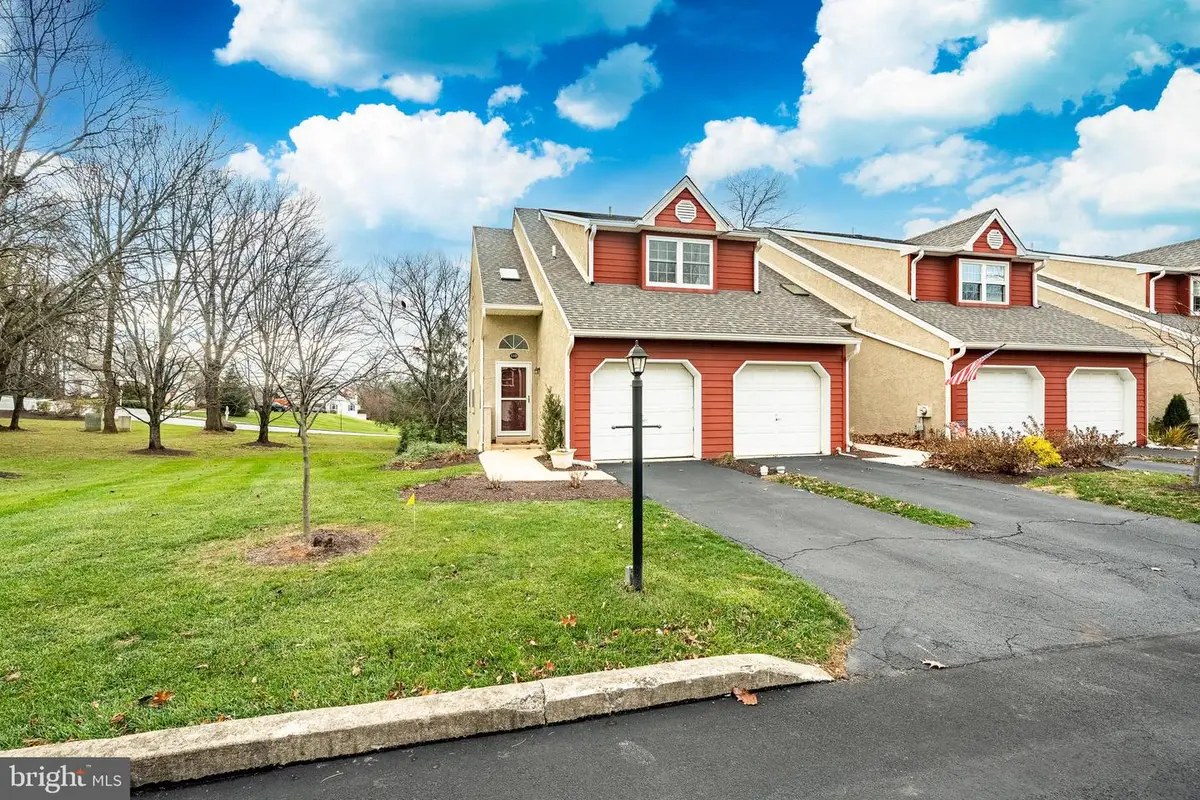 110 Fairfield Ct, West Chester, PA 19382 - Image #1