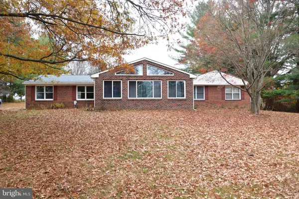 208 Faggs Manor Rd, COCHRANVILLE, PA 19330