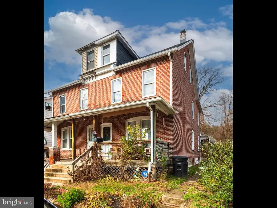 631 E Chestnut St, Coatesville, PA 19320 - Image #2
