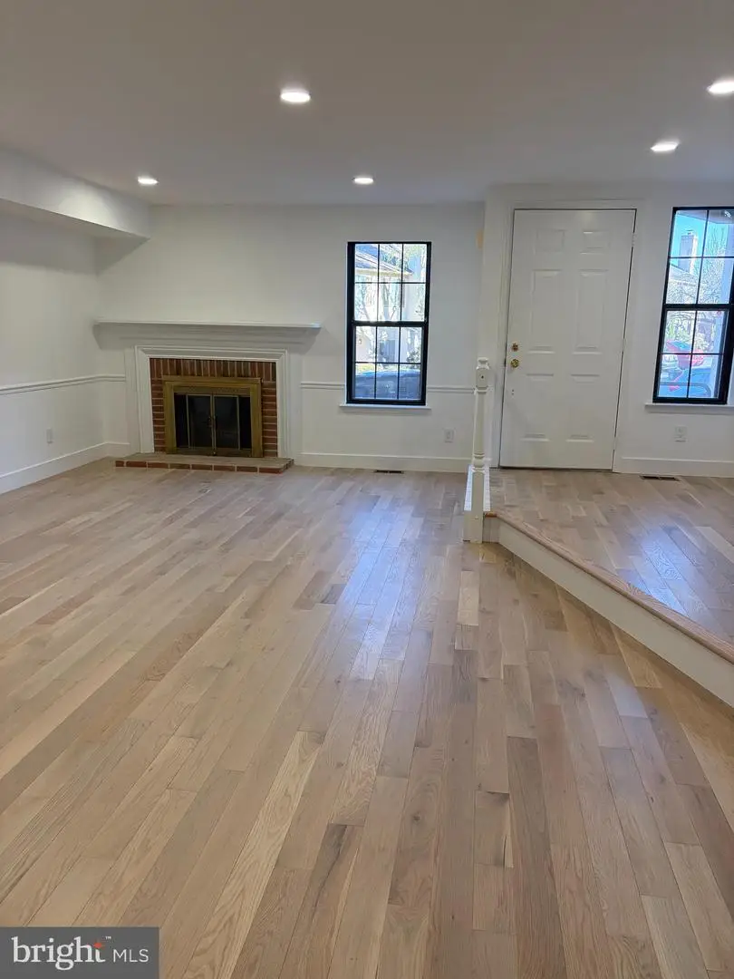 1007 Stoneham Dr #1007b, West Chester, PA 19382 - Image #2