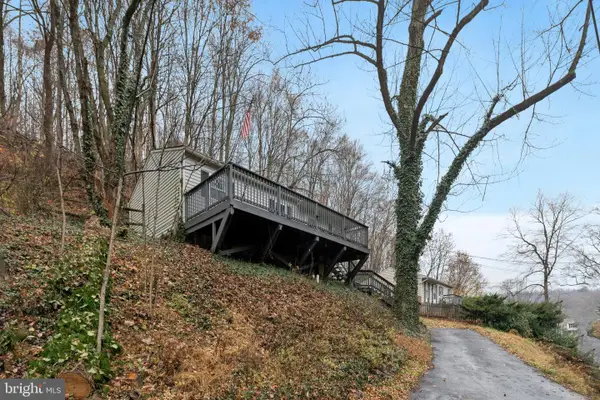 96 S Park Ave, COATESVILLE, PA 19320