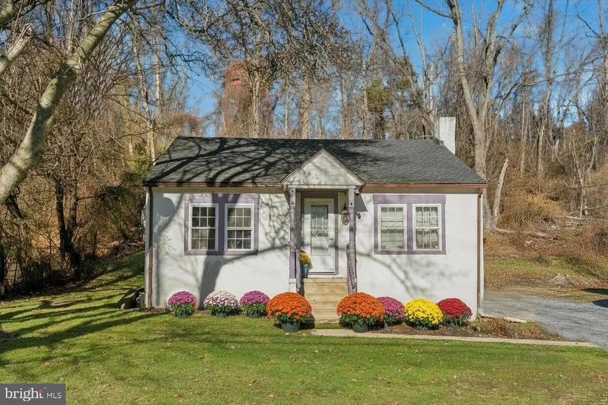 154 Doe Run Rd, Coatesville, PA 19320 - Image #1