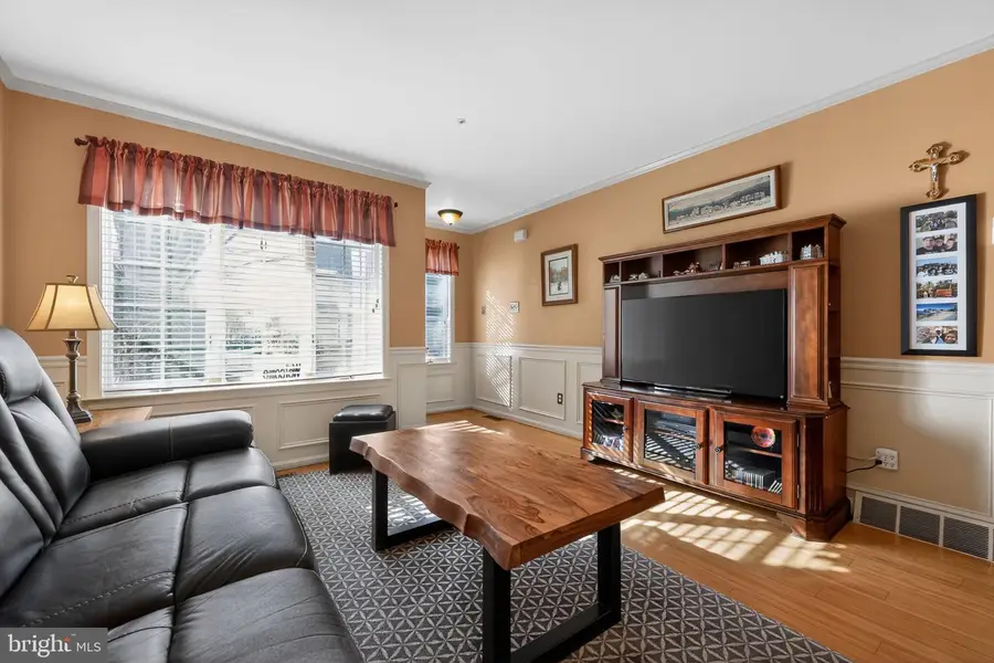 17 Buttonwood Dr, Exton, PA 19341 - Image #3