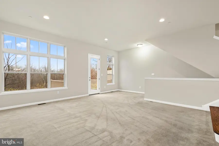 326 Redbud Ln, Kennett Square, PA 19348 - Image #3