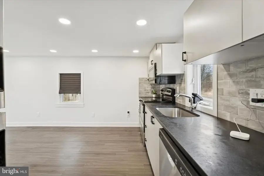 841 Cypress Ave, Spring City, PA 19475 - Image #3