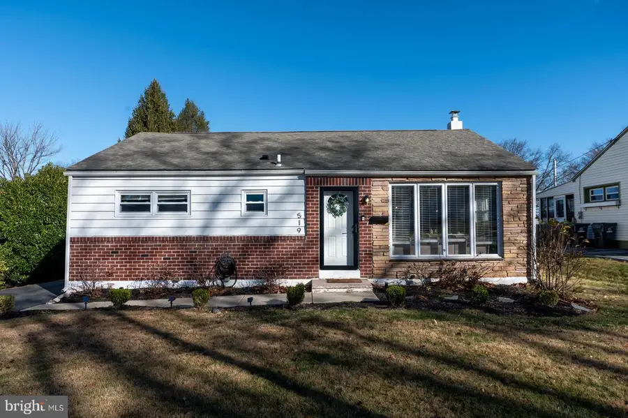 519 W Anderson Ave, Phoenixville, PA 19460 - Image #2