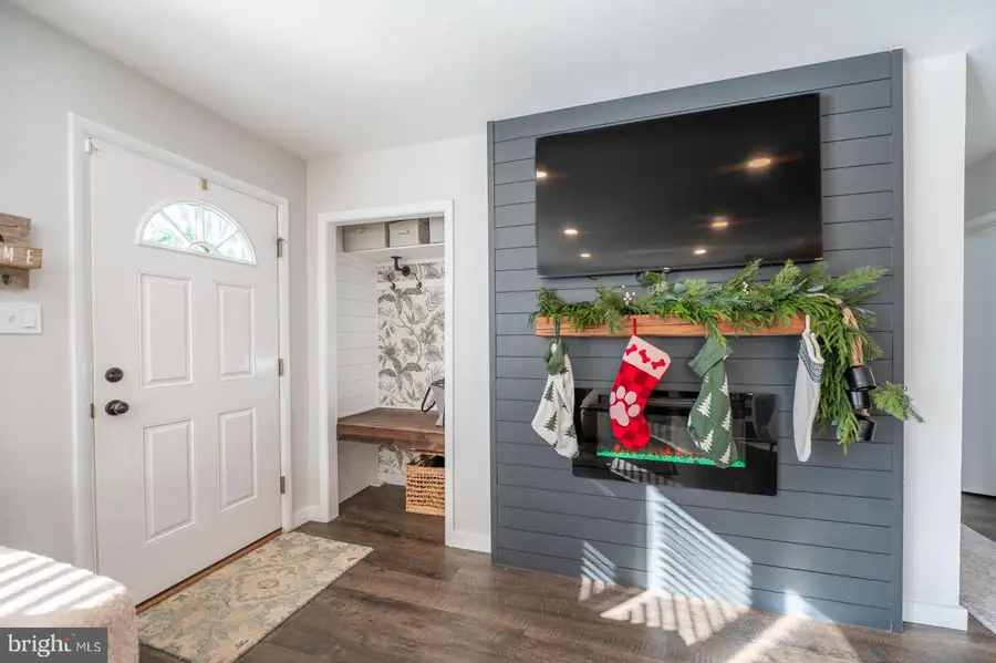 519 W Anderson Ave, Phoenixville, PA 19460 - Image #3